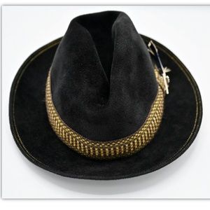 Men’s Lurati Fein Kaller Curling Hat.